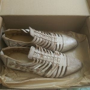 Bed Stu cobbler series las cruces